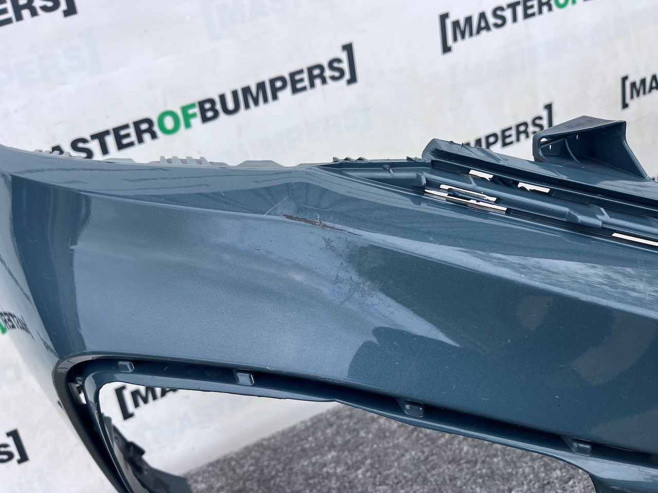 VW T-roc Troc R-line Lift 2022-2024 Front Bumper 6 Pdc Genuine [v446]