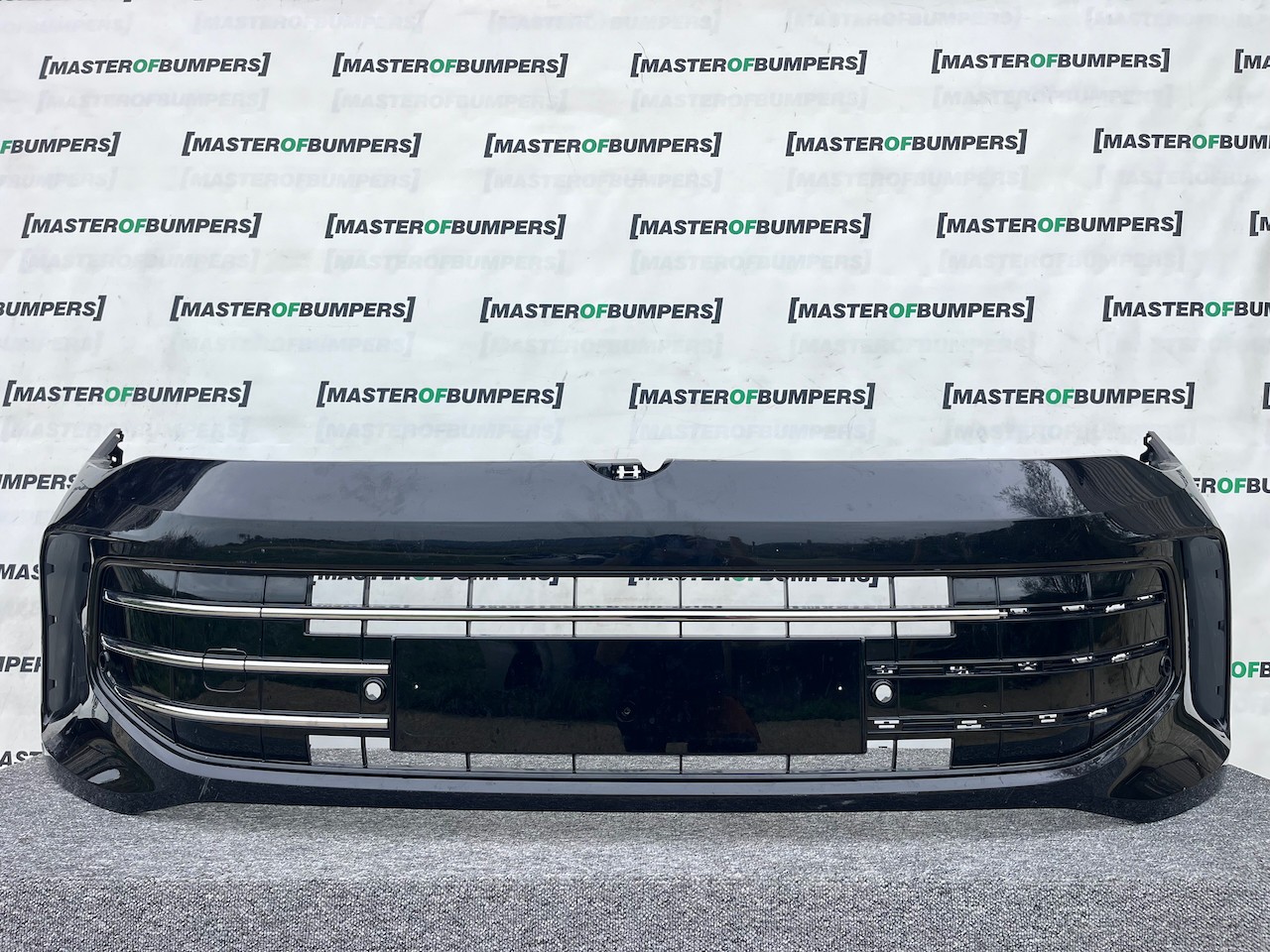 VW Tiguan Style Life Match Mk3 Estate 2024-on Front Bumper 4 Pdc Genuine [v423]