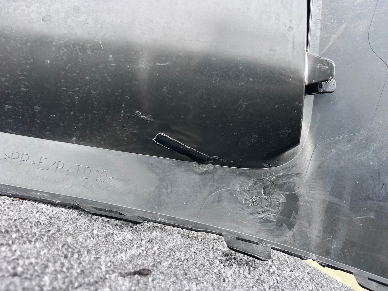 VW Tiguan Style Life Match Mk3 Estate 2024-on Front Bumper 4 Pdc Genuine [v423]