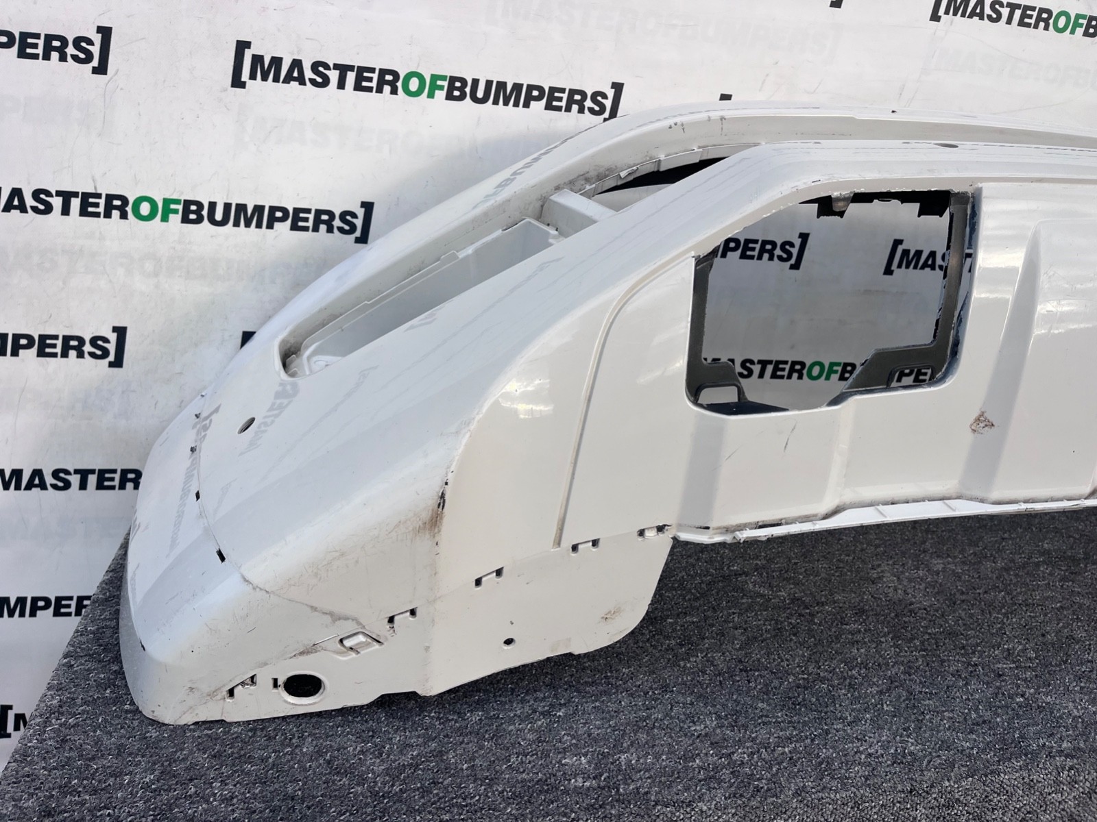 VW Amarok Mk1 Pre-facelift 2010-2015 Front Bumper 4 Pdc Genuine [v459]