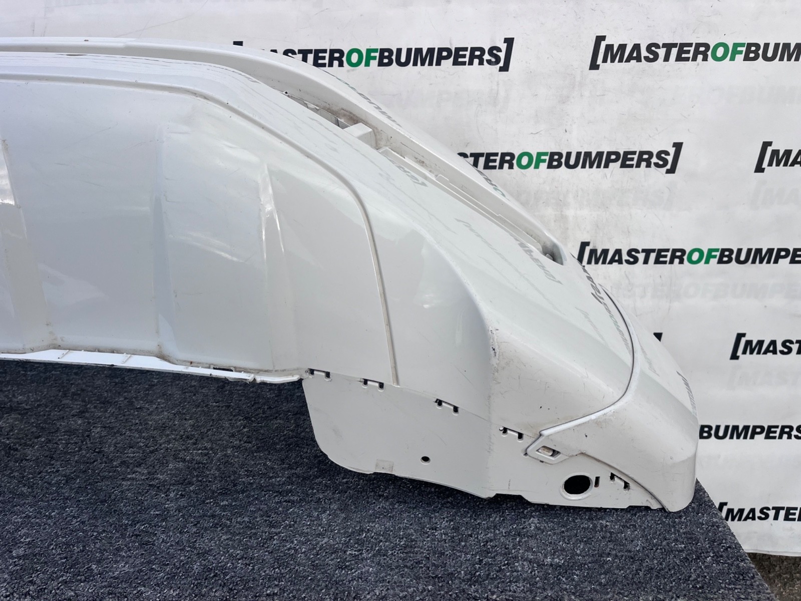 VW Amarok Mk1 Pre-facelift 2010-2015 Front Bumper 4 Pdc Genuine [v459]