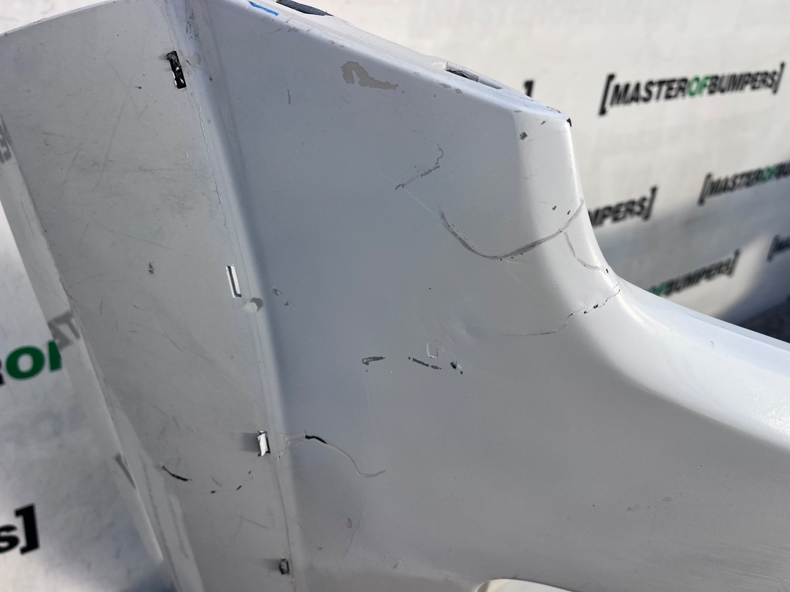 VW Amarok Mk1 Pre-facelift 2010-2015 Front Bumper 4 Pdc Genuine [v459]