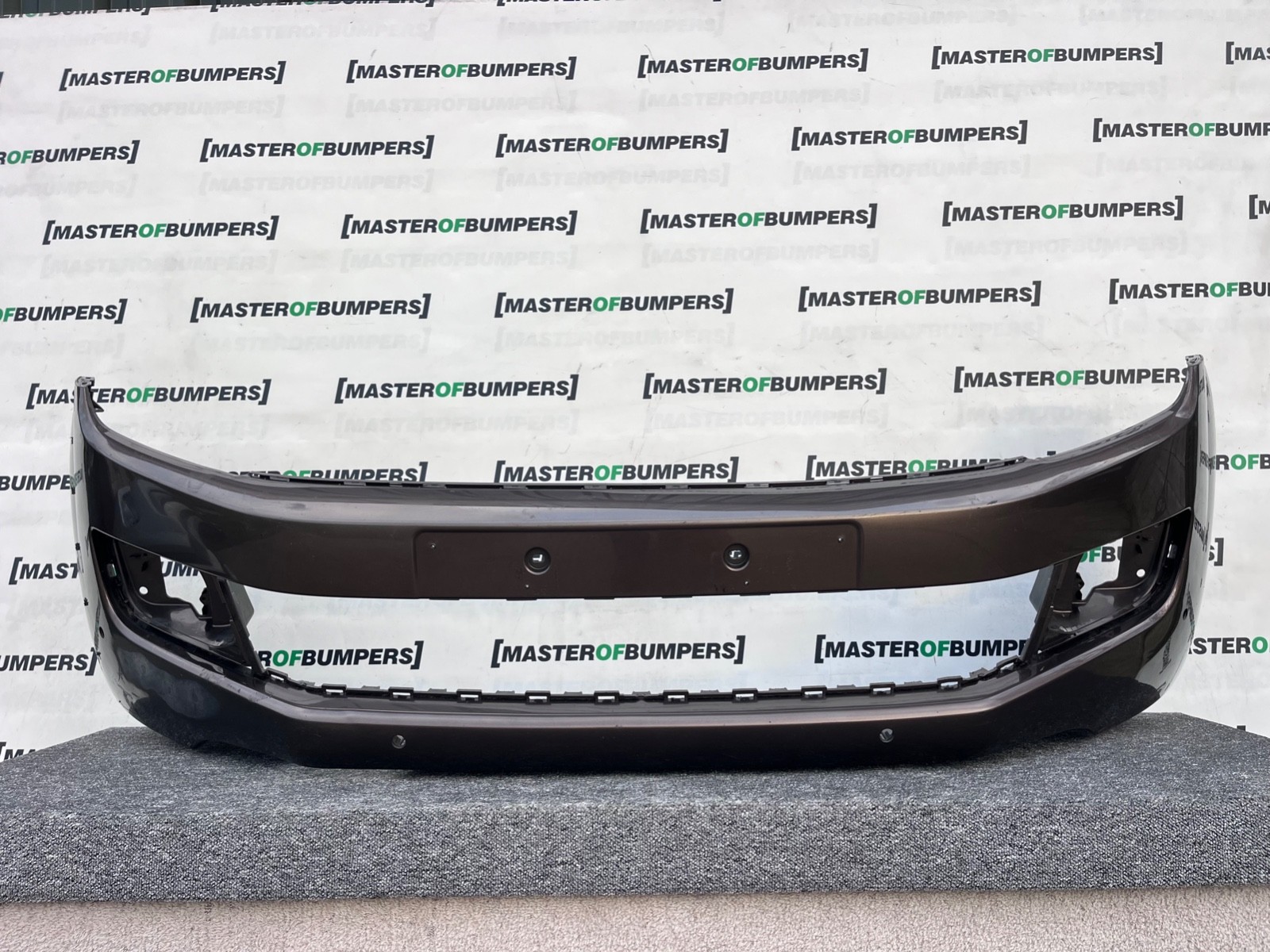 VW Amarok Mk1 Pre-facelift 2010-2015 Front Bumper 4 Pdc Genuine [v463]
