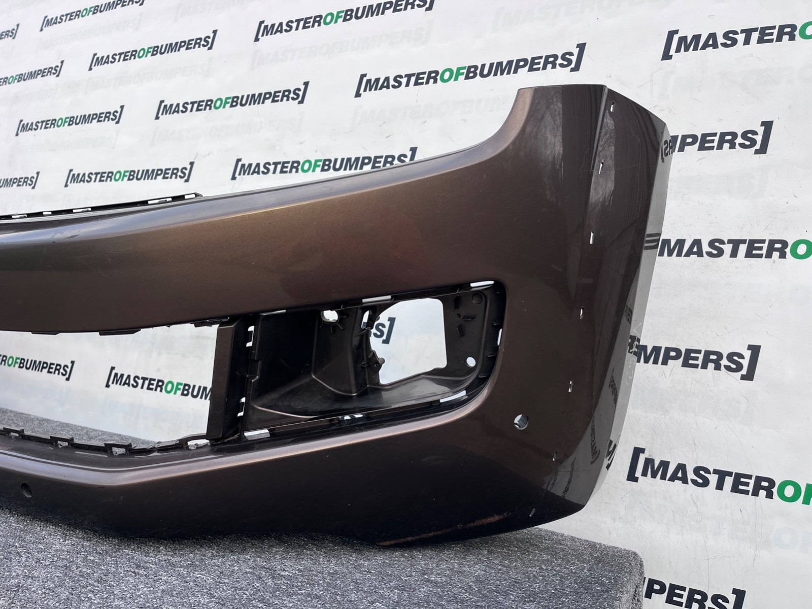 VW Amarok Mk1 Pre-facelift 2010-2015 Front Bumper 4 Pdc Genuine [v463]