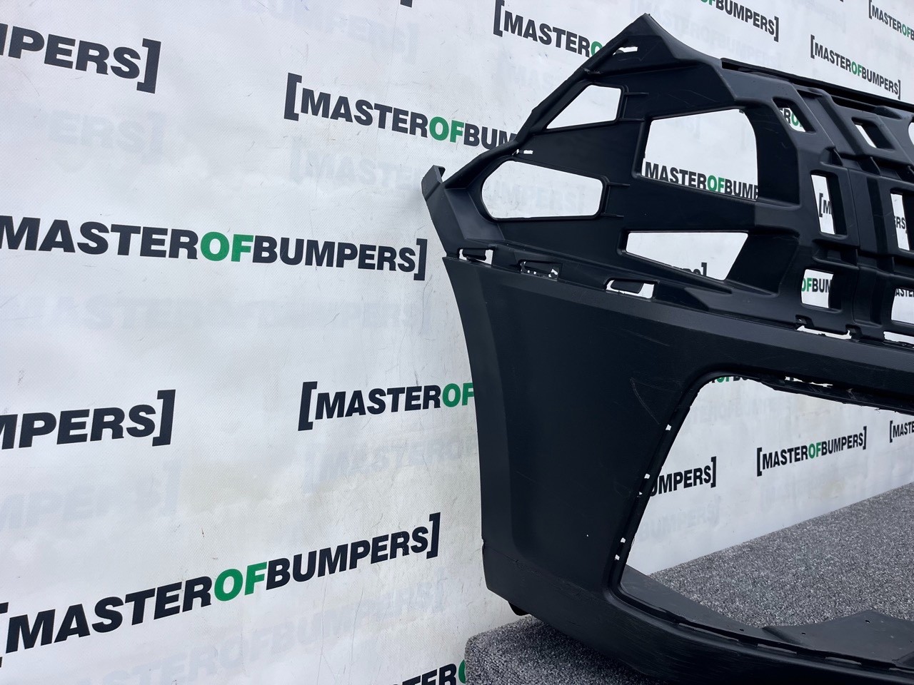 VW Crafter Mk2 2017-2022 Front Bumper 7c0807221 Genuine [v471]