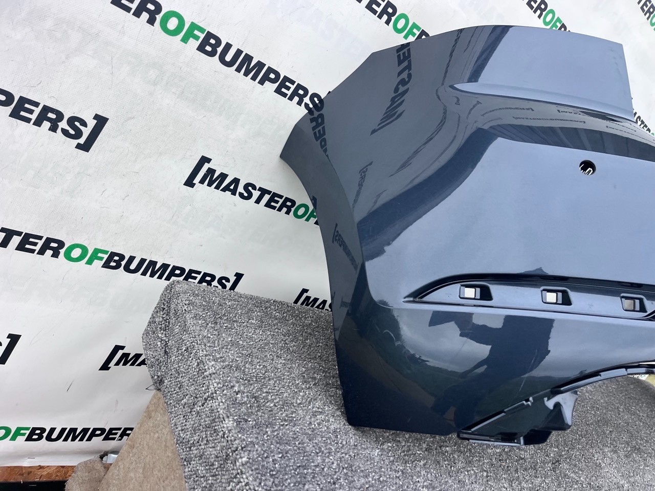 VW Golf Se Hatchback Mk7.5 (mk7 Lift) 2017-2020 Rear Bumper 4 Pdc Genuine [v475]