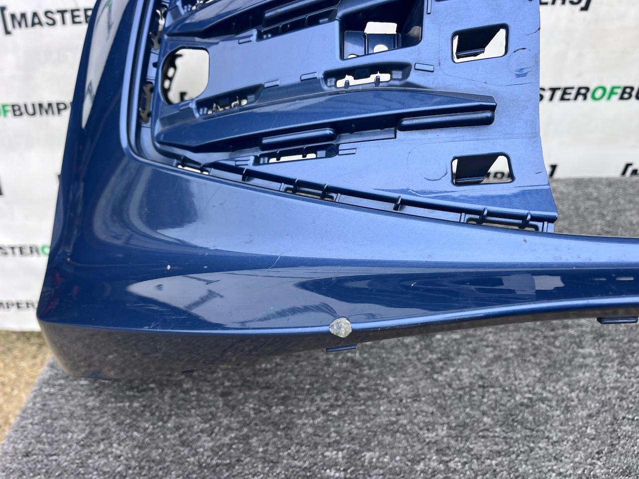 VW Golf Se Style Mk8 Lift Hatchback 2024-on Front Bumper 4 Pdc Genuine [v455]