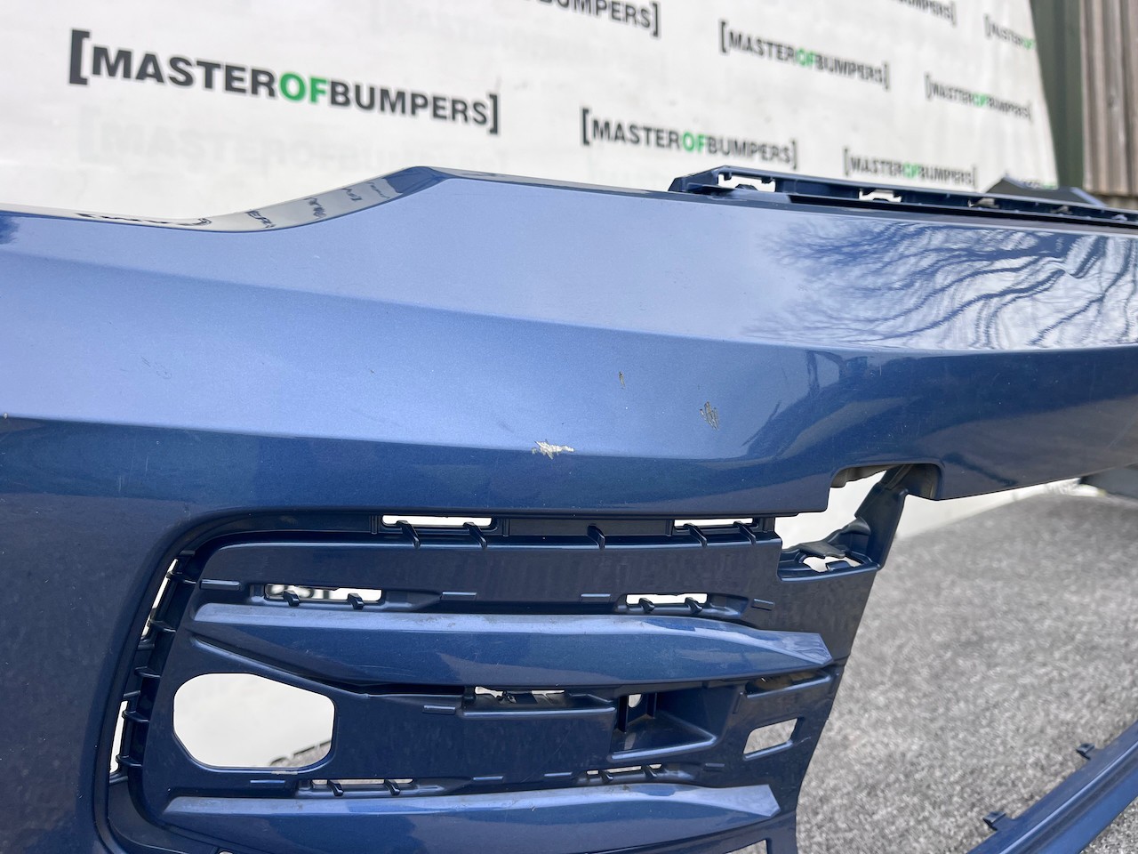 VW Golf Se Style Mk8 Lift Hatchback 2024-on Front Bumper 4 Pdc Genuine [v455]