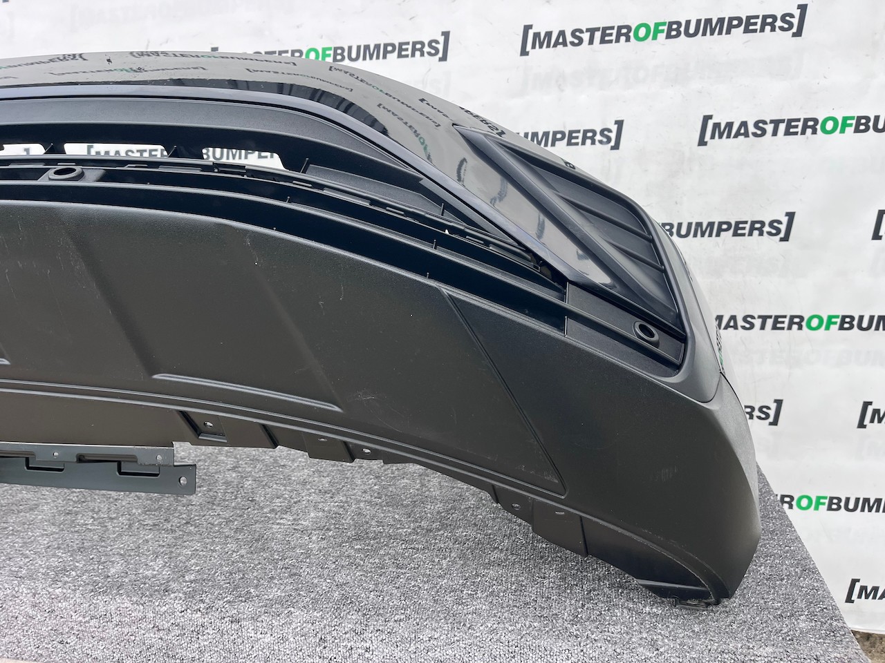 VW Tiguan Elegance Life Mk2 Lift 2021-2023 Front Bumper 6 Pdc Genuine [v458]