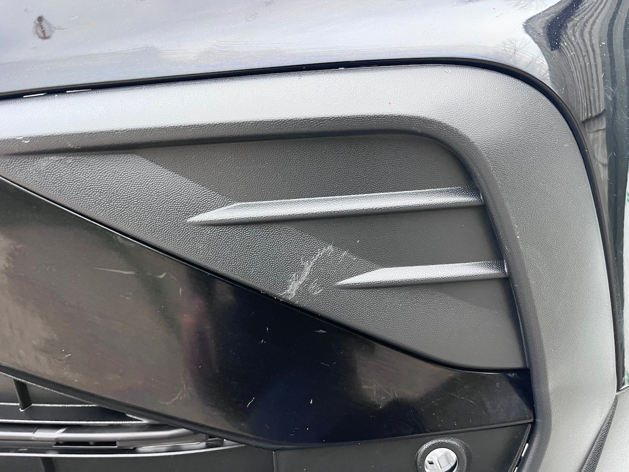 VW Tiguan Elegance Life Mk2 Lift 2021-2023 Front Bumper 6 Pdc Genuine [v458]