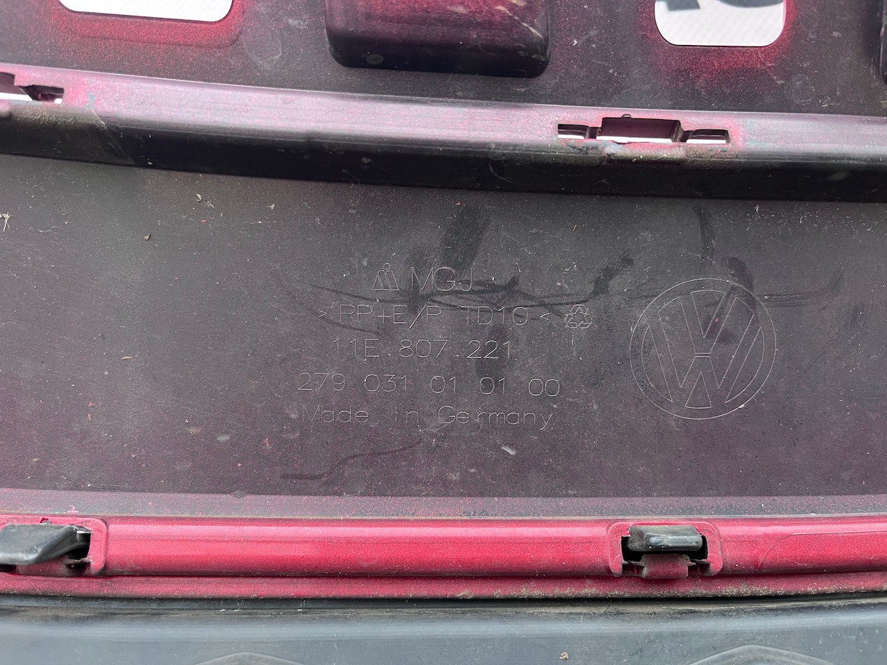 VW Id5 Id.5 Coupe Style 2023-on Front Bumper 6 Pdc Genuine [v460]