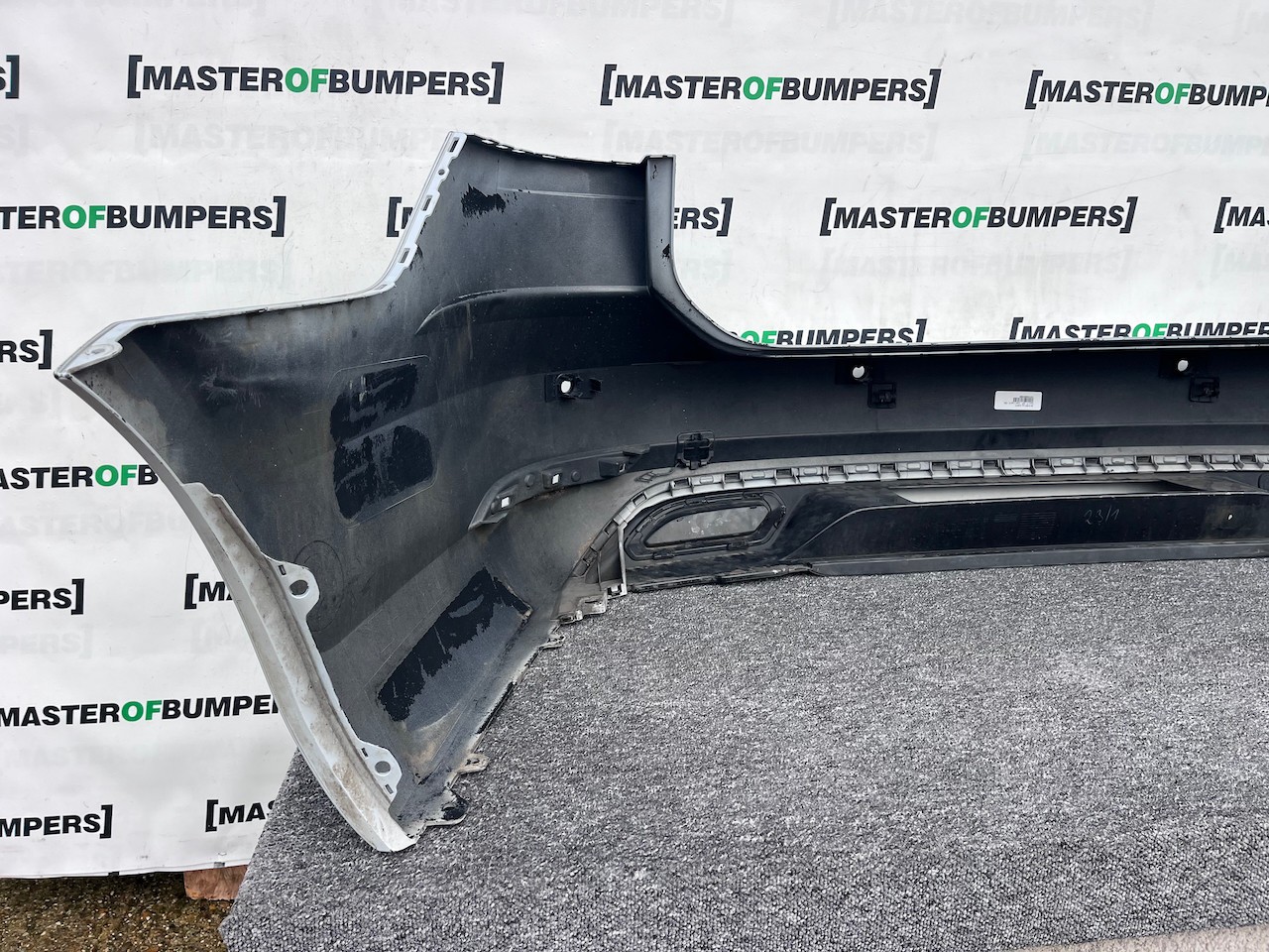 VW Golf R Line Estate Only Mk7.5 Lift 2017-2019 Rear Bumper 4 Pdc Genuine [v462]