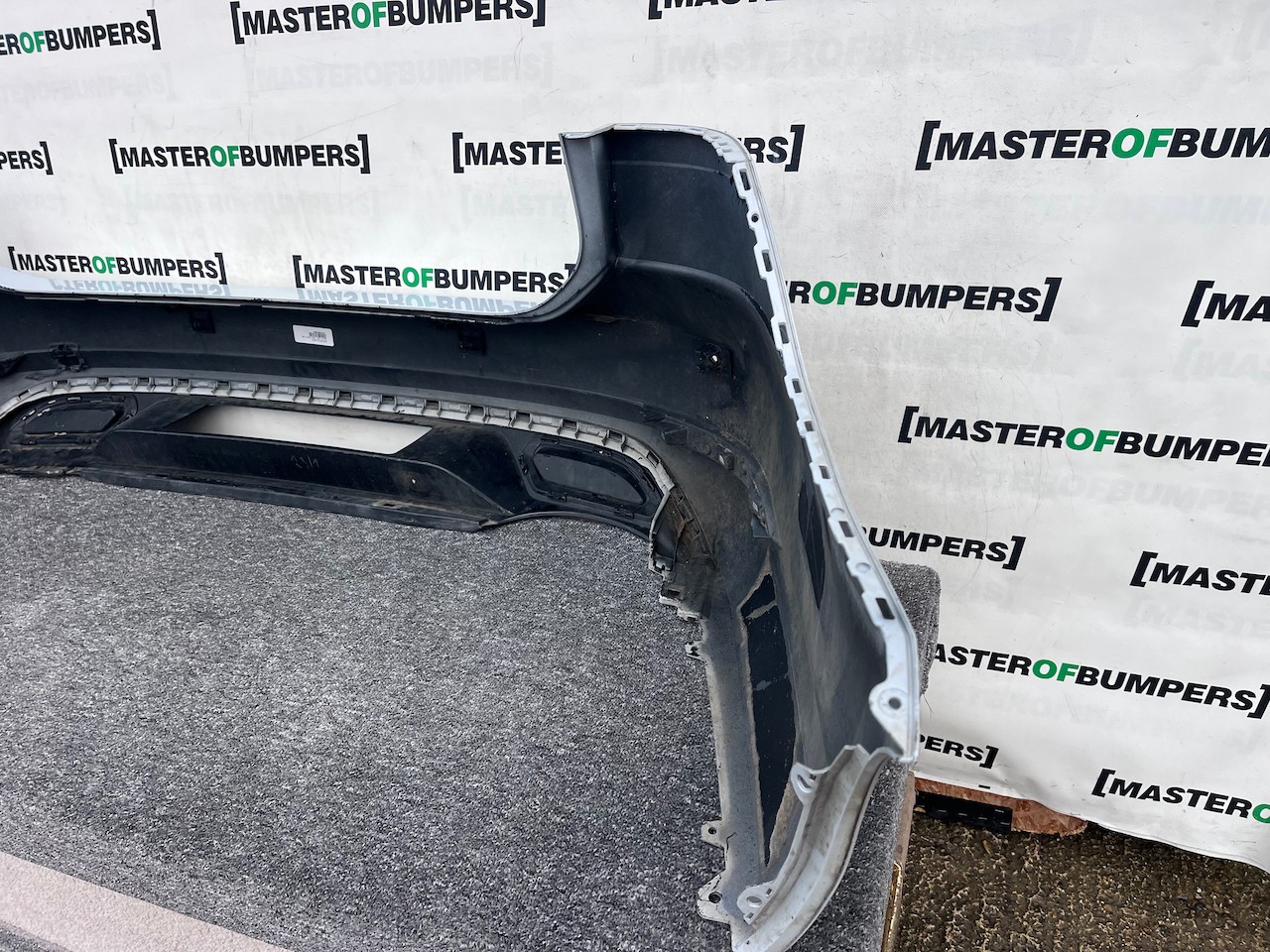 VW Golf R Line Estate Only Mk7.5 Lift 2017-2019 Rear Bumper 4 Pdc Genuine [v462]