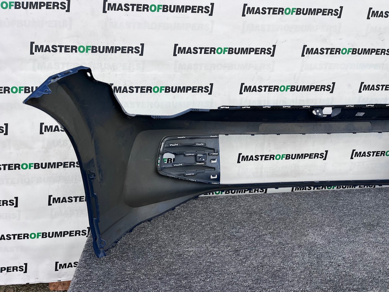 VW Golf Se Style Mk8 Lift Hatchback 2024-on Front Bumper 4 Pdc Genuine [v455]