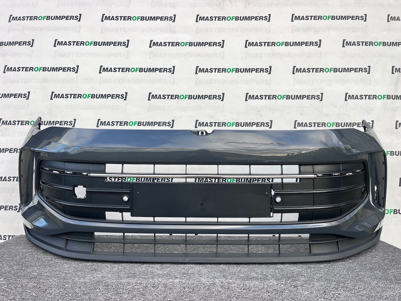 VW Tiguan Life Match Mk3 Estate 2024-on Front Bumper 4 Pdc Genuine [v472]