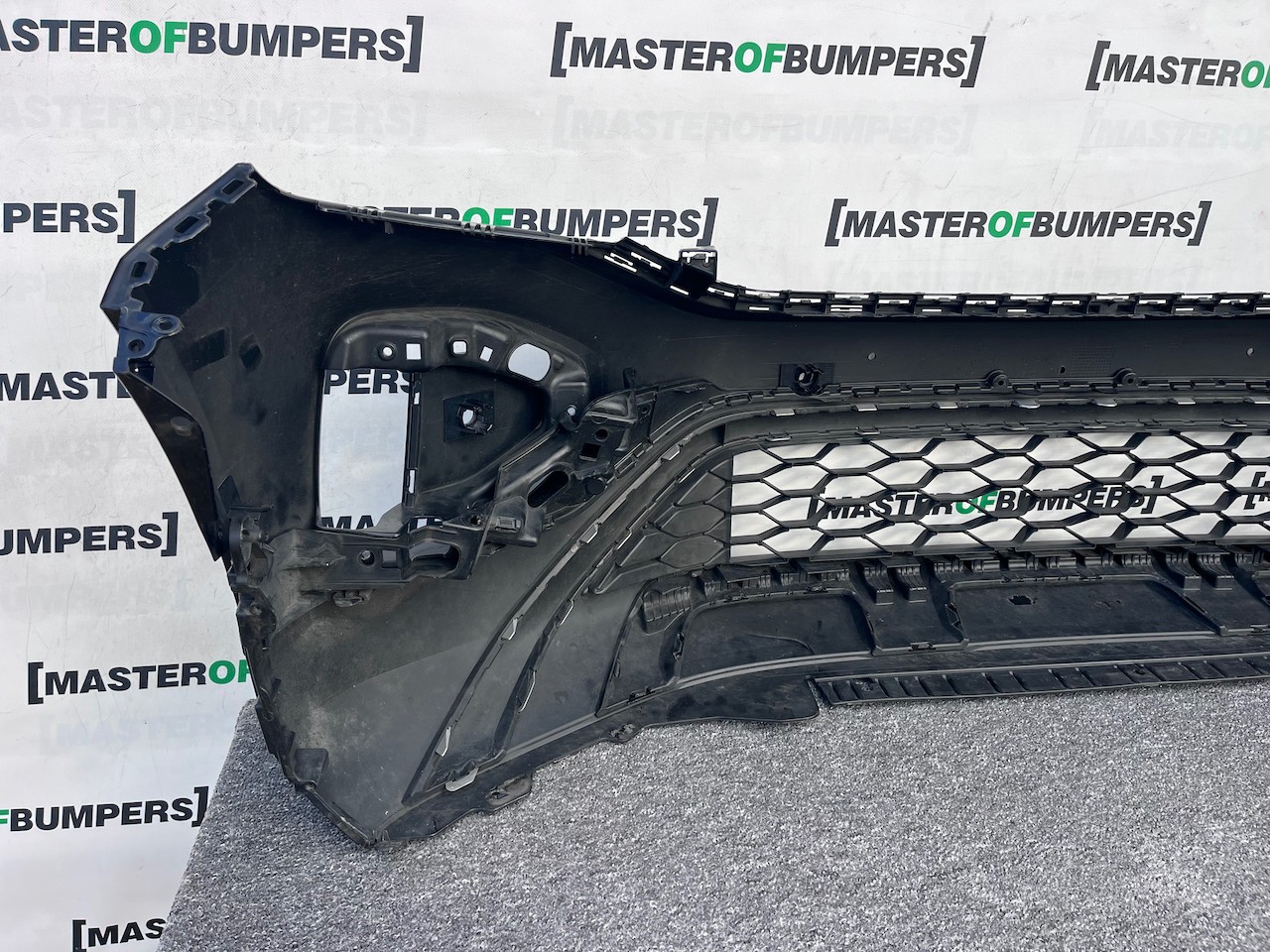 VW T-roc Troc Tfsi Evo Life Style 2022-2025 Front Bumper 4 Pdc Genuine [v469]