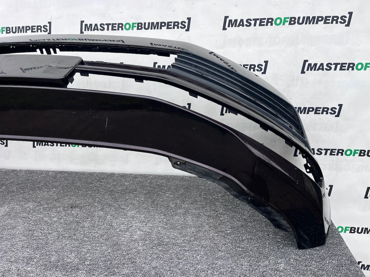 VW Transporter Caravelle T6 2016-2019 Front Bumper 4 Pdc No Jets Genuine [v478]