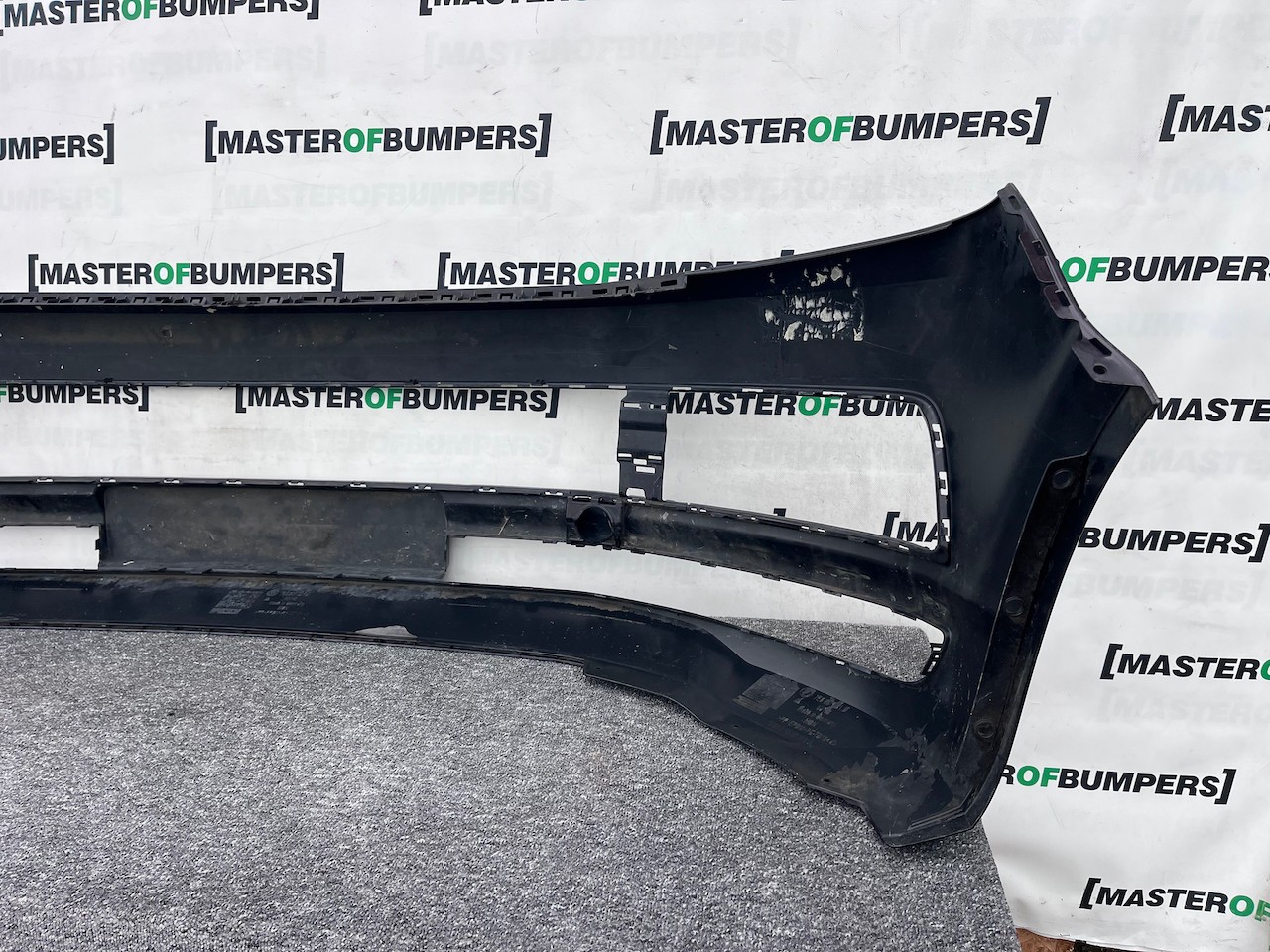VW Transporter Caravelle T6 2016-2019 Front Bumper 4 Pdc No Jets Genuine [v478]