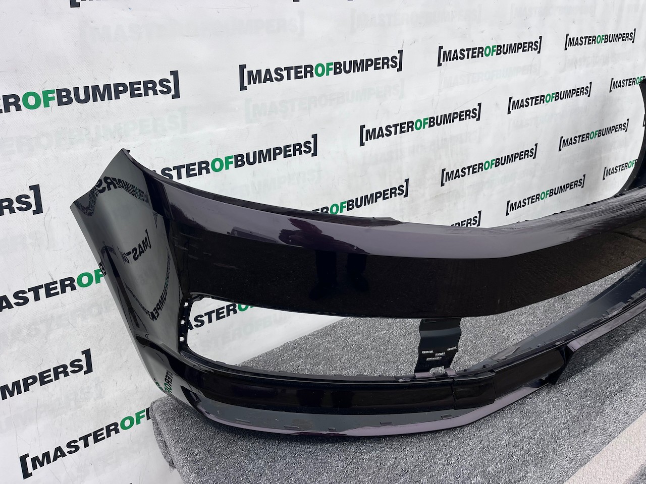 VW Transporter Caravelle T6 2016-2019 Front Bumper 4 Pdc No Jets Genuine [v478]