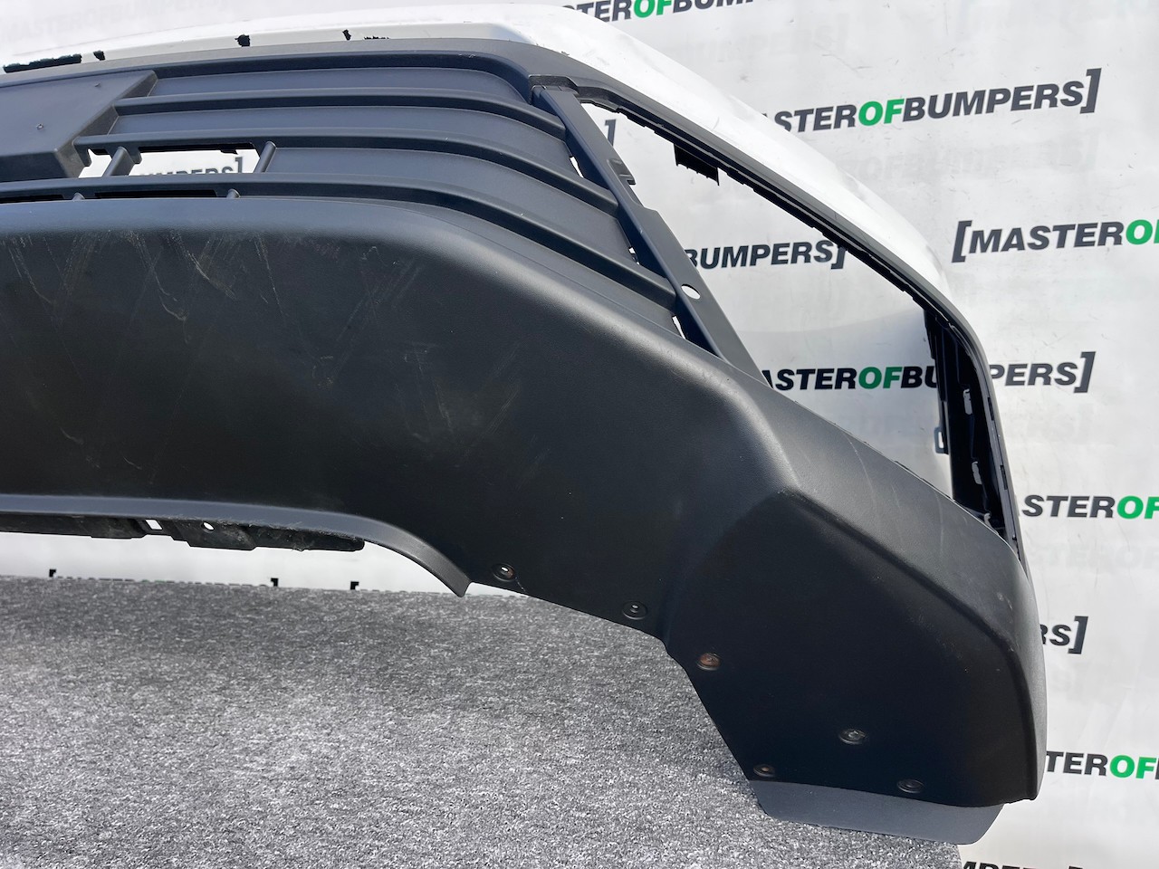 VW Crafter Mk2 Panel Van 2017-2022 Front Bumper Textured 7c0807221 Genuin [v479]