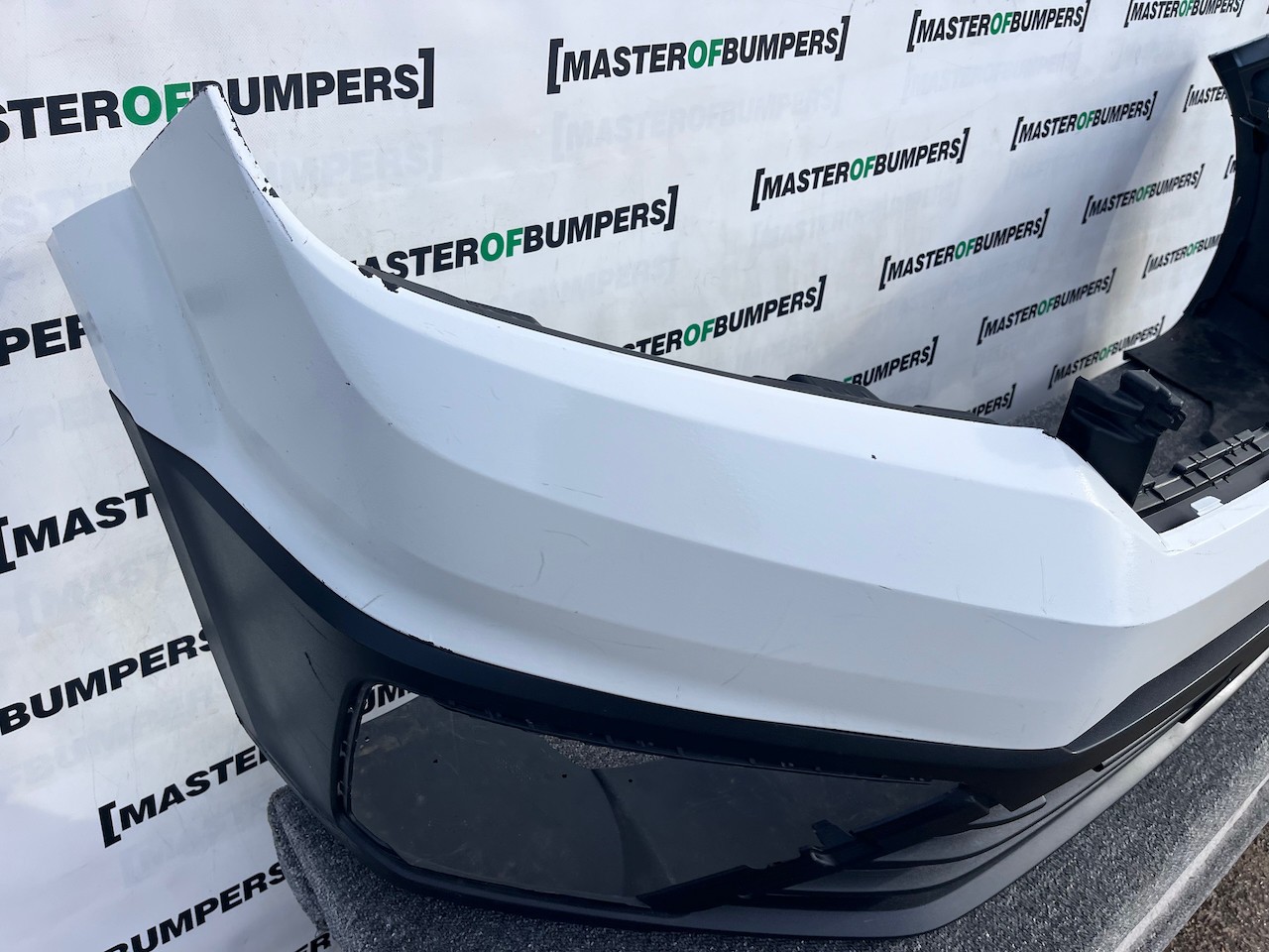 VW Crafter Mk2 Panel Van 2017-2022 Front Bumper Textured 7c0807221 Genuin [v479]