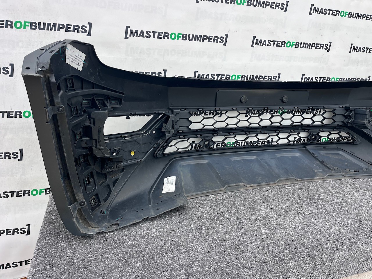 VW Amarok Mk1 Lift Pick Up 2016-2023 Front Bumper 4 Pdc Genuine [v501]