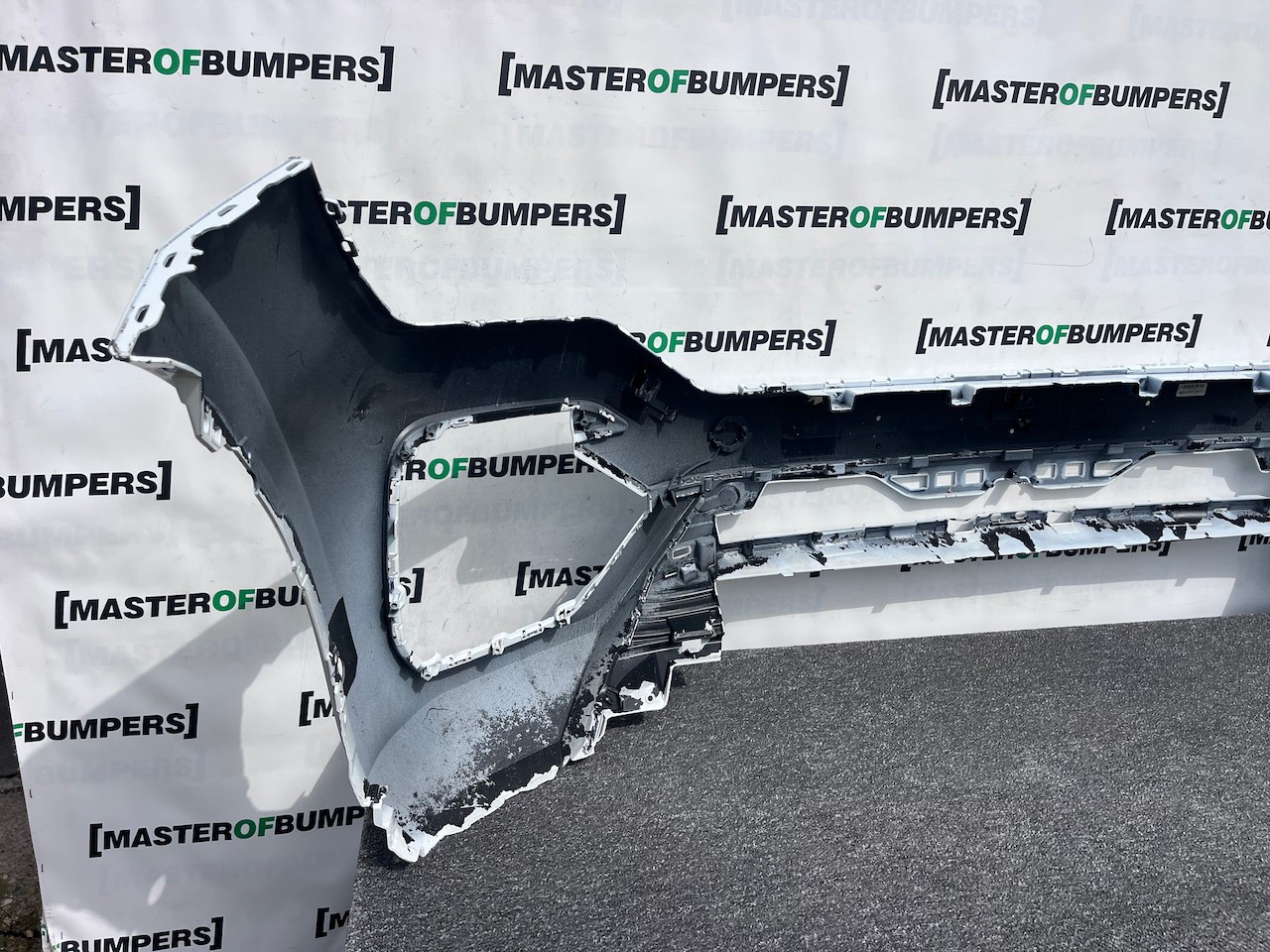 VW Touareg R Line Tdi V6 Mk3 2019-2023 Front Bumper 6 Pdc No Jets Genuine [v510]