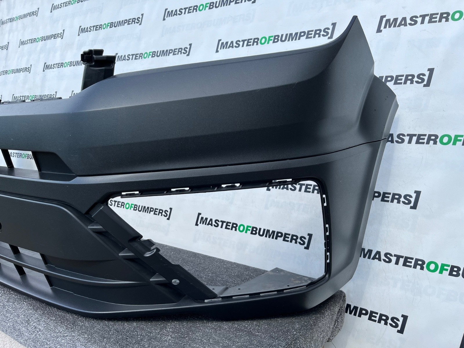 VW Crafter Man Tge Facelift  2023-2026 Front Bumper Genuine [v520]