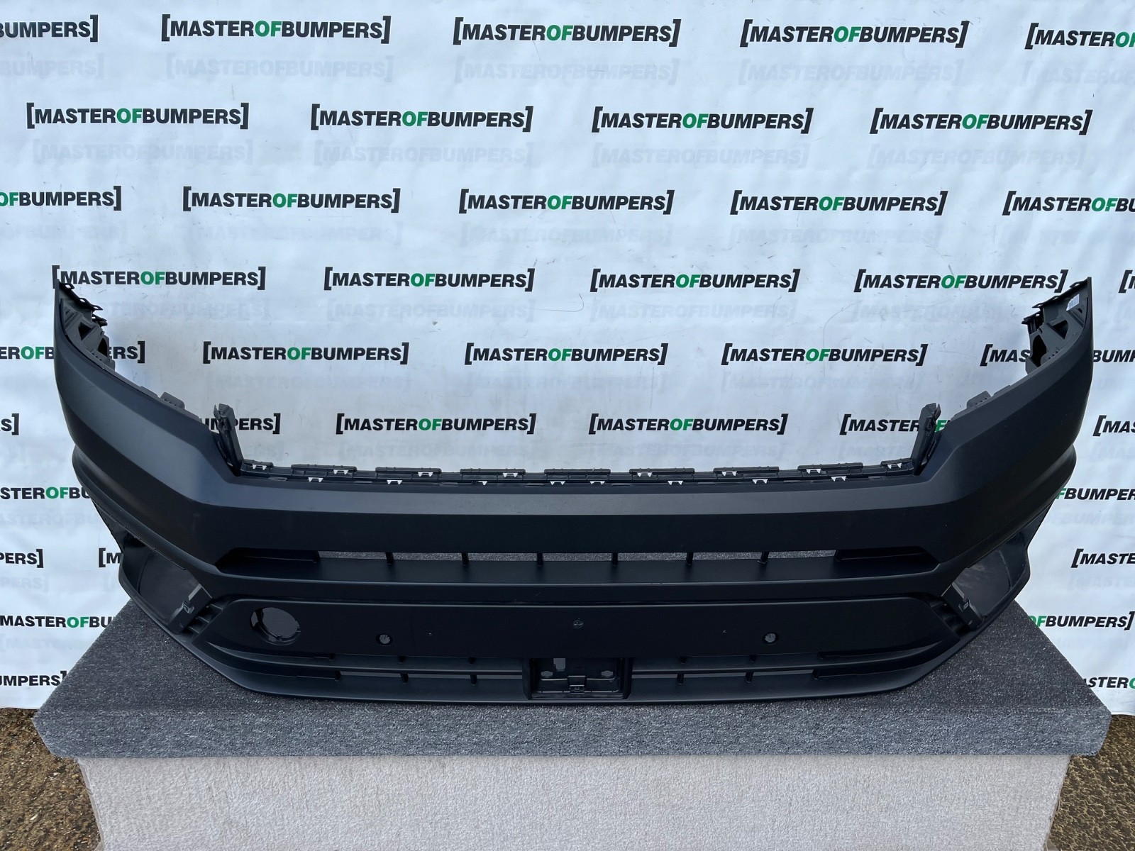 VW Crafter Man Tge Facelift  2023-2026 Front Bumper Genuine [v520]