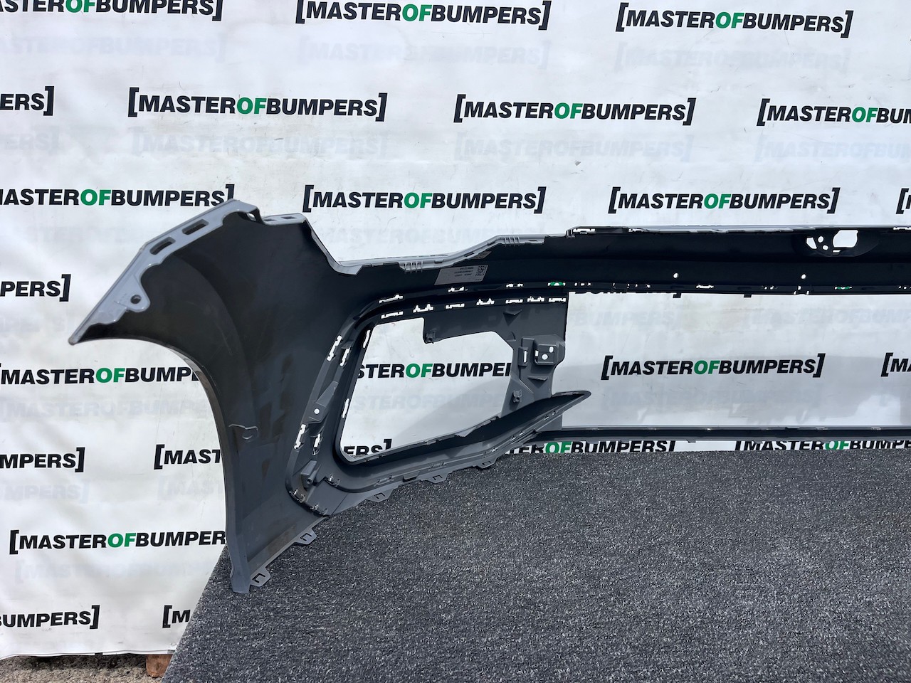 VW Golf R-line Mk8 Lift Hatchback 2024-2027 Front Bumper 4 Pdc Genuine [v521]