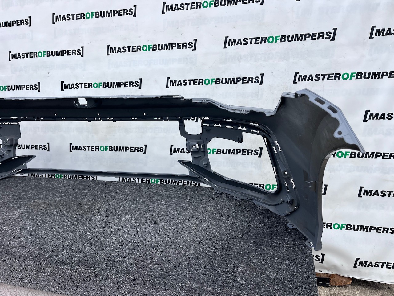 VW Golf R-line Mk8 Lift Hatchback 2024-2027 Front Bumper 4 Pdc Genuine [v521]