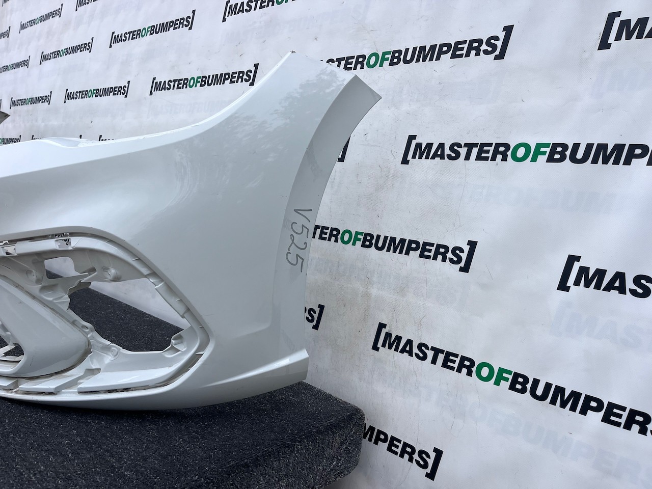 VW Polo Se Mk6 Facelift 2021-2024 Front Bumper 4 Pdc Genuine [v525]