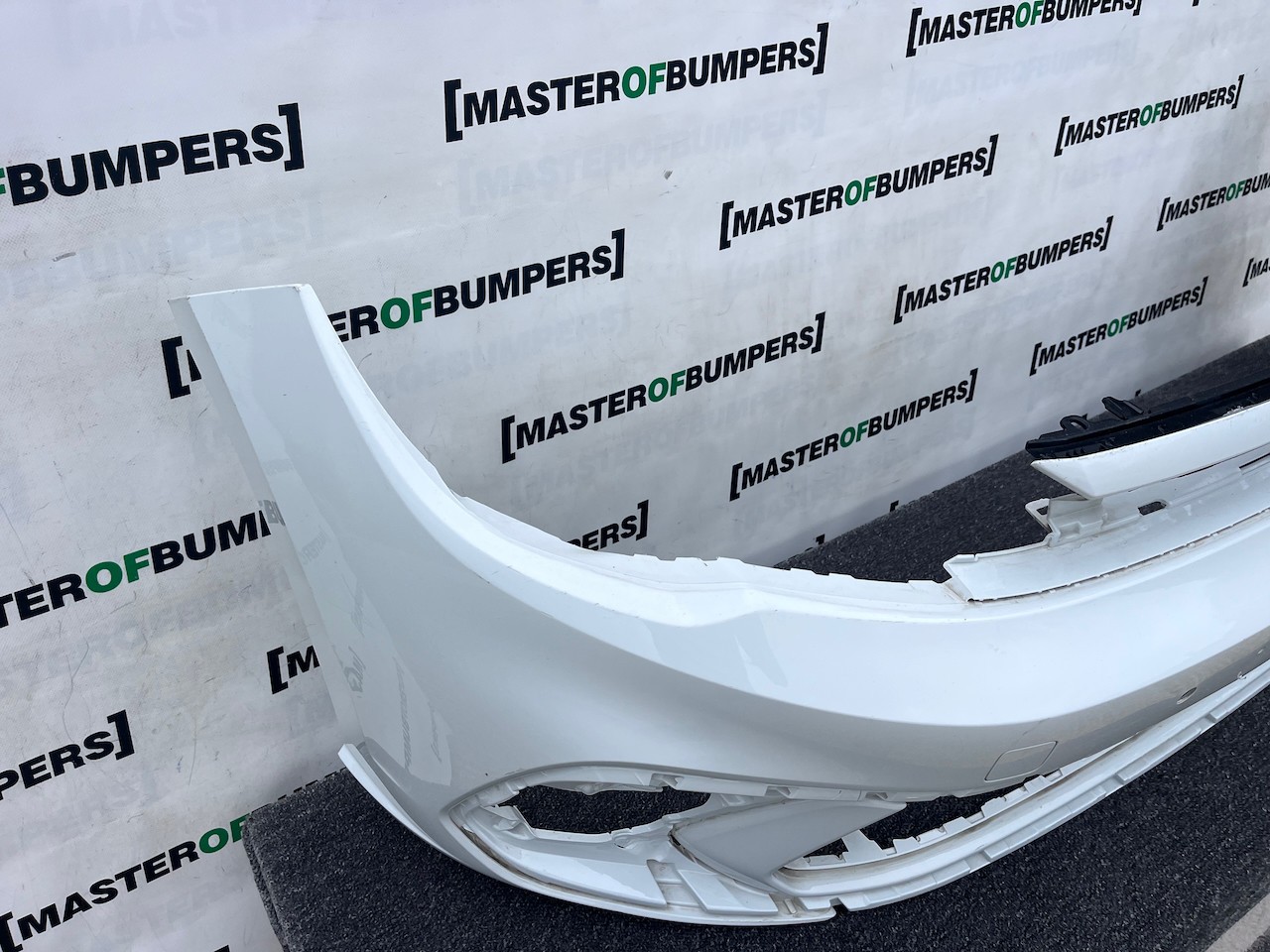 VW Polo Se Mk6 Facelift 2021-2024 Front Bumper 4 Pdc Genuine [v525]