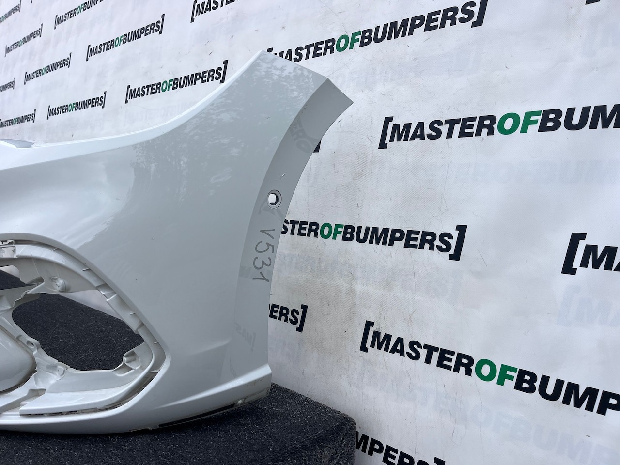 VW Polo R Line Mk6 Lift Hatchback 2021-2024 Front Bumper 6 Pdc Genuine [v531]