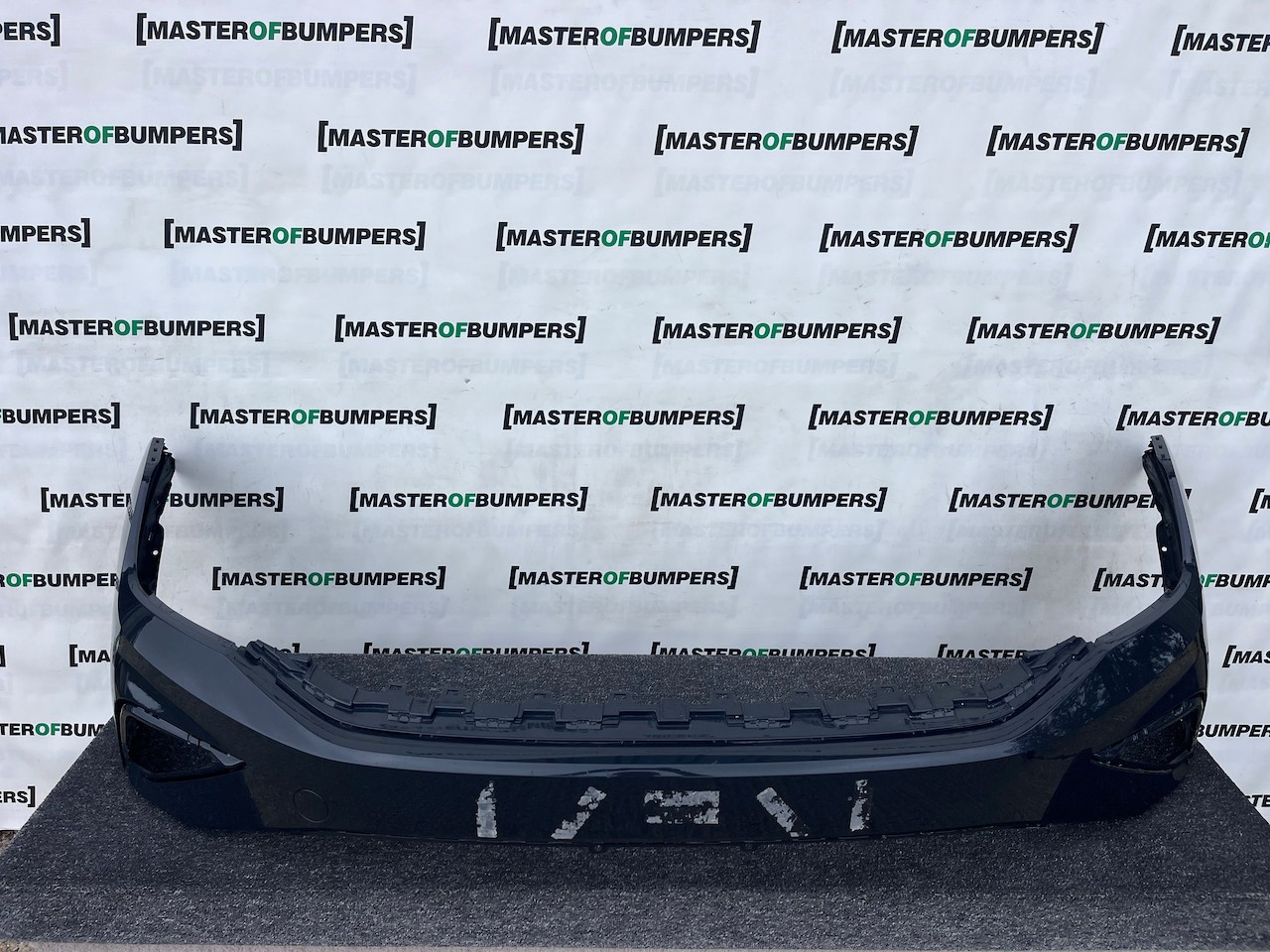 VW Tiguan Elegance Life Mk2 Lift 2021-2023 Front Bumper Pdc Genuine [v526]