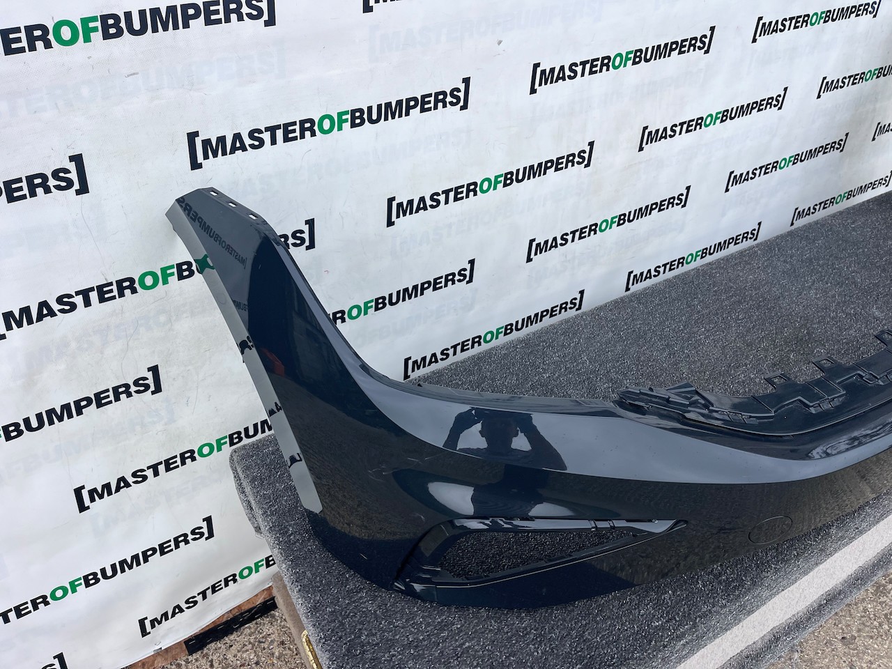 VW Tiguan Elegance Life Mk2 Lift 2021-2023 Front Bumper Pdc Genuine [v526]