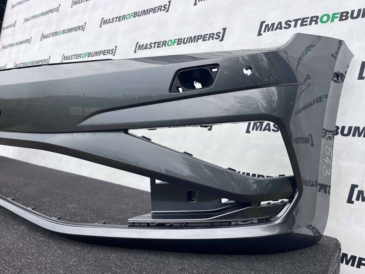 VW Golf Sv Sportsvan Face Lift 2018-2022 Front Bumper 6 Pdc Jets Genuine [v543]