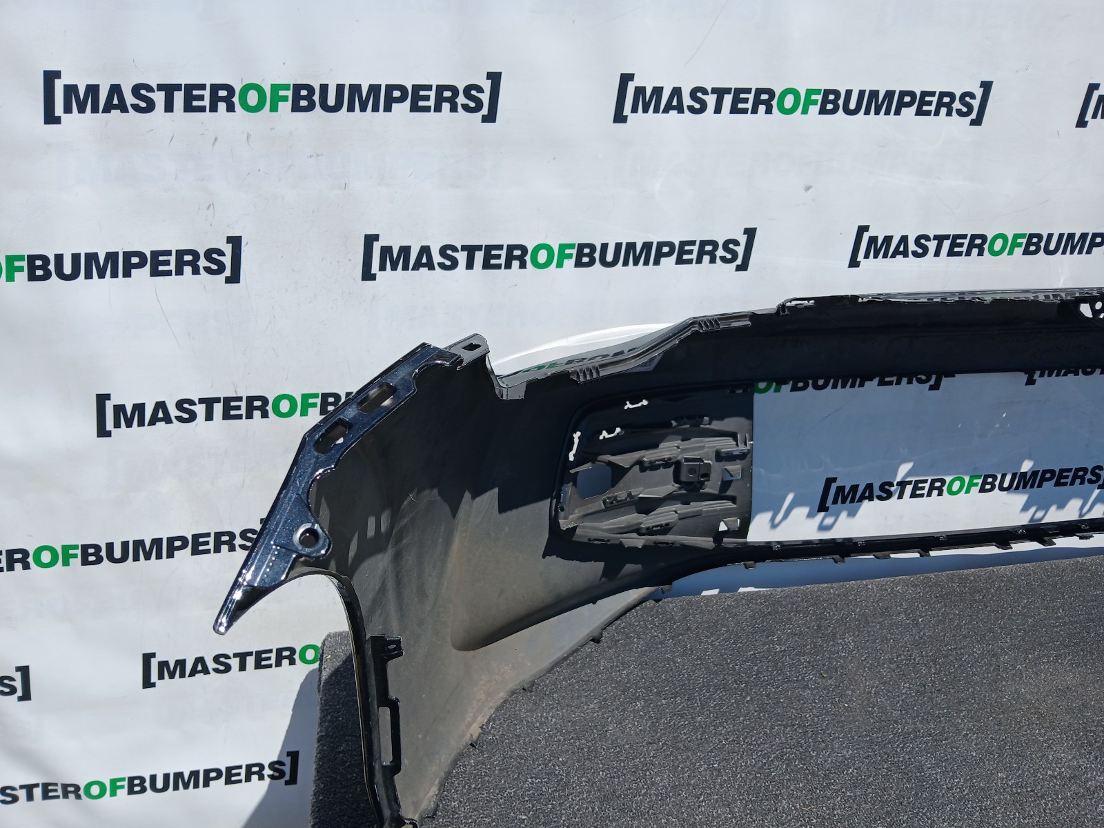 VW Golf Se Style Mk8 Lift Hatchback 2024-2026 Front Bumper 4 Pdc Genuine [v562]