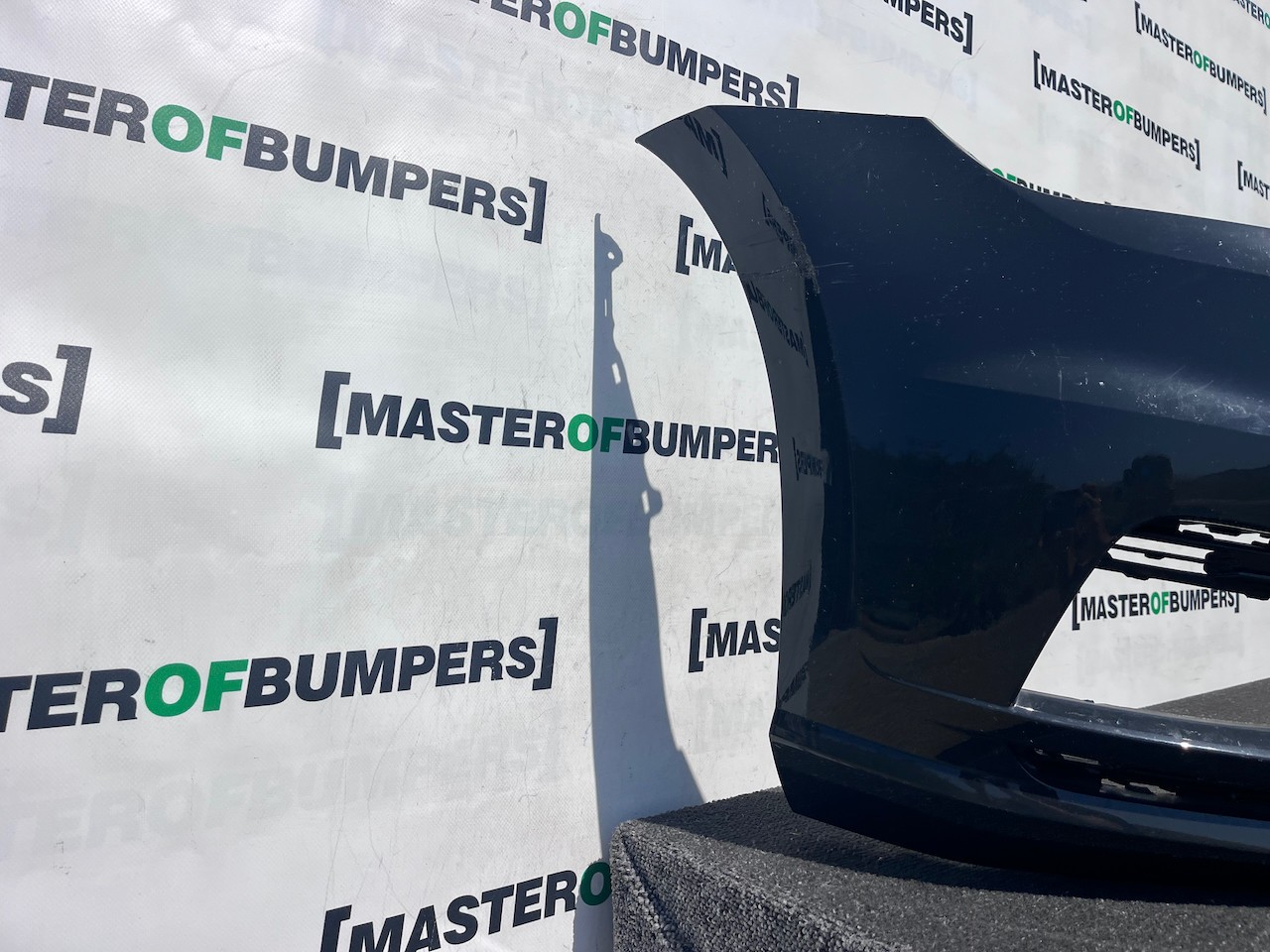 VW Golf Se Mk7.5 Hatchback 2017-2019 Front Bumper 4 Pdc +jets Genuine [v578]