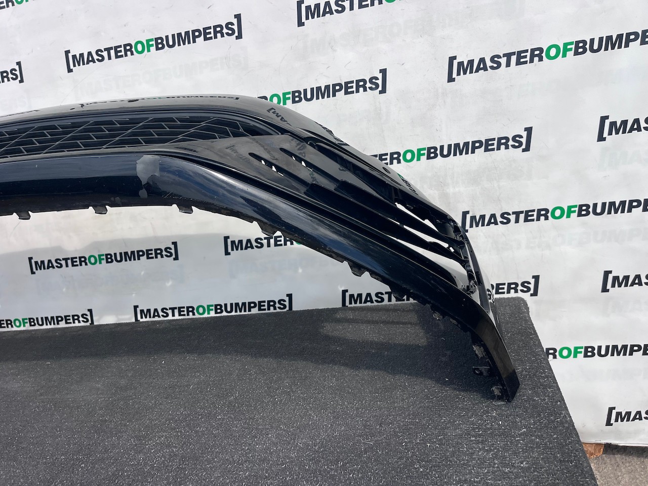 VW Golf Gti Mk7 Lift Hatchback 2017-2019 Front Bumper 4 Pdc +jets Genuine [v611]