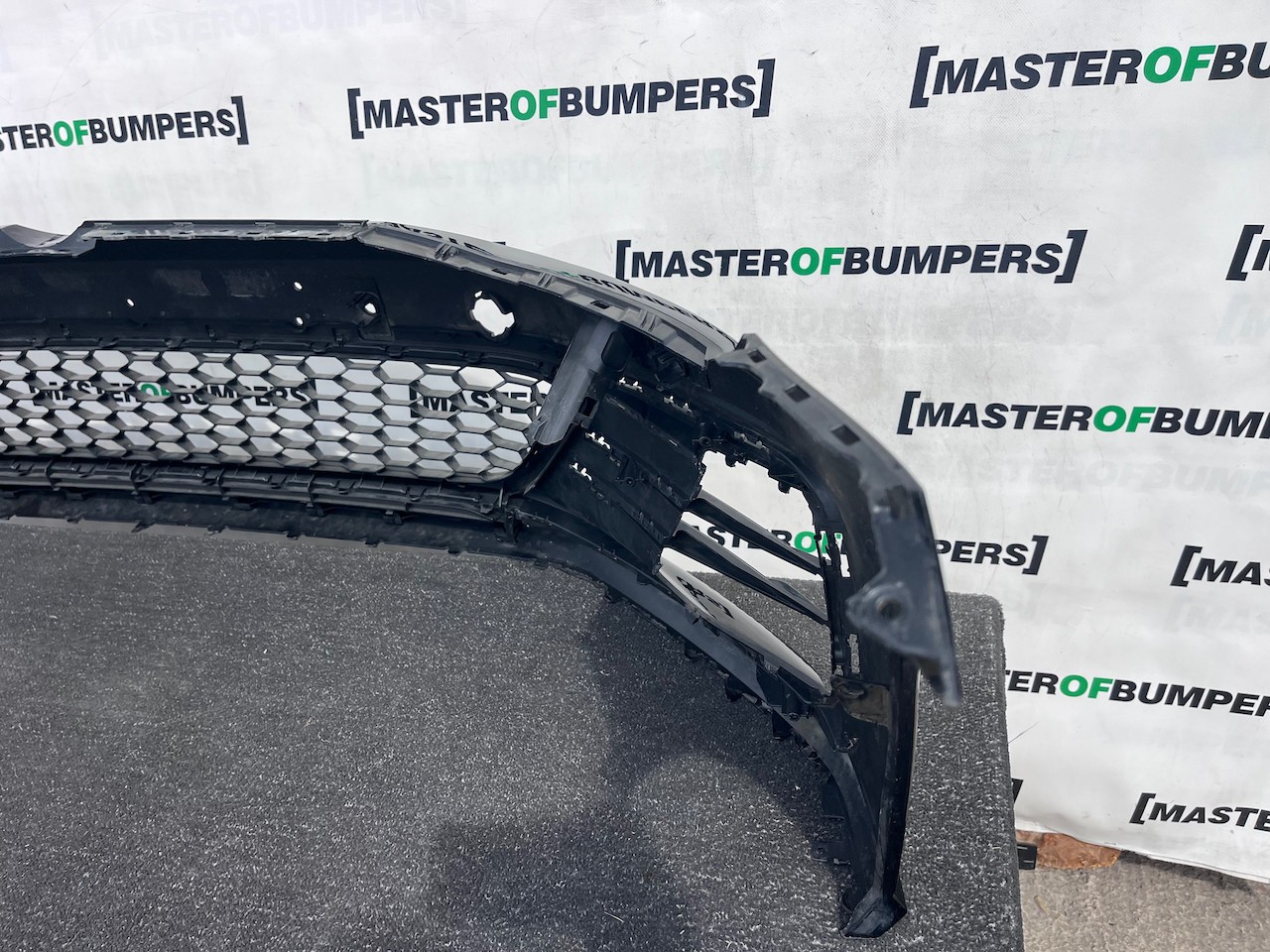 VW Golf Gti Mk7 Lift Hatchback 2017-2019 Front Bumper 4 Pdc +jets Genuine [v611]