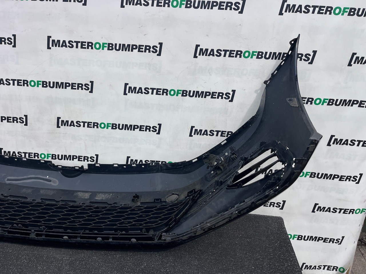 VW Golf Gti Mk7 Lift Hatchback 2017-2019 Front Bumper 4 Pdc +jets Genuine [v611]