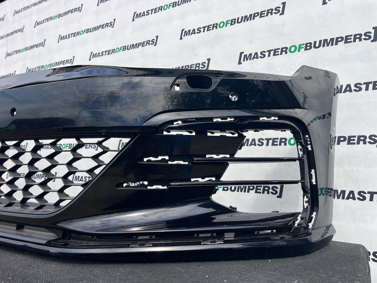 VW Golf Gti Mk7 Lift Hatchback 2017-2019 Front Bumper 4 Pdc +jets Genuine [v611]