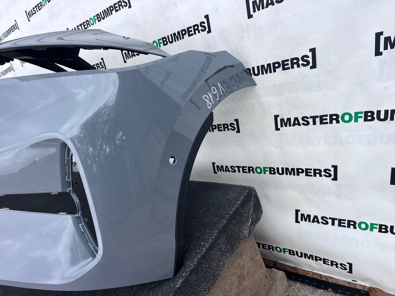 VW Id7 Id.7 Gtx Tourer Ev 2023-2027 Front Bumper 6 Pdc Genuine [v618]