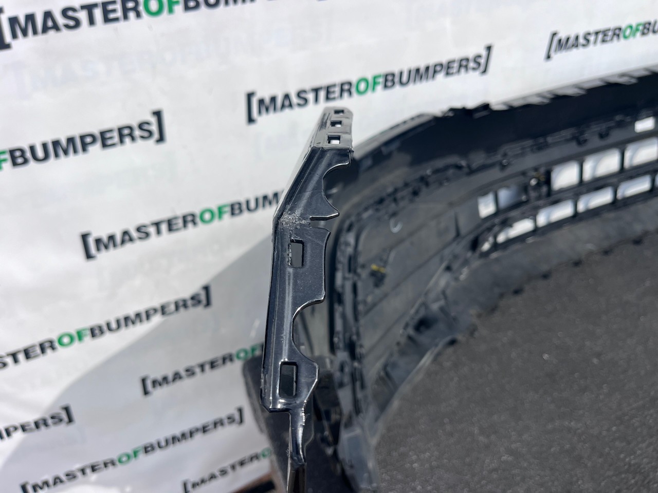 VW Tiguan R Line 5na Mk2 Lift 2020-2023 Front Bumper 4 Pdc Genuine [v631]