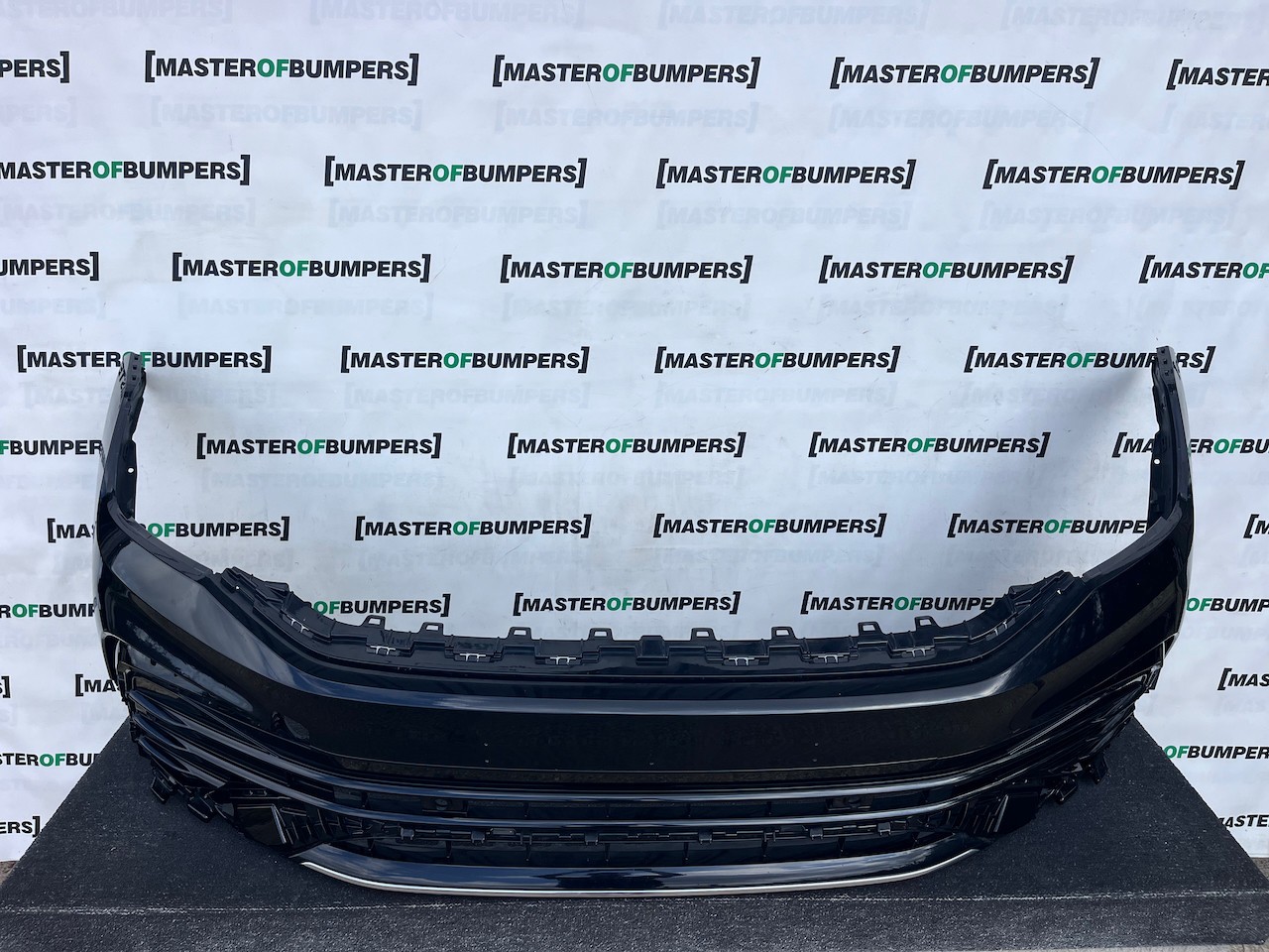 VW Tiguan R Line 5na Mk2 Lift 2020-2023 Front Bumper 4 Pdc Genuine [v631]