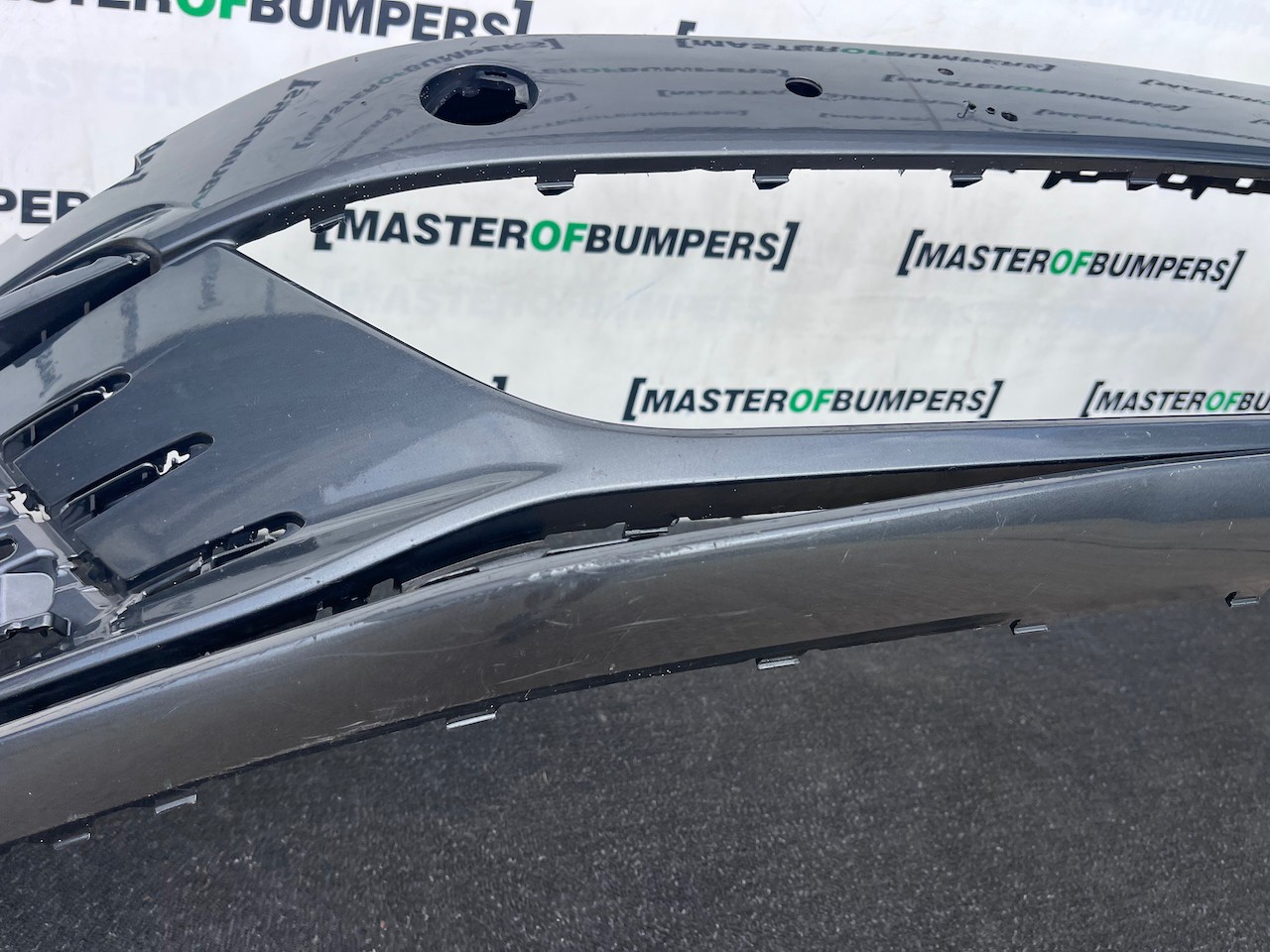 VW Golf Gte Hybrid Mk7.5 Hatch 2017-2019 Front Bumper 4 Pdc Jets Genuine [v634]