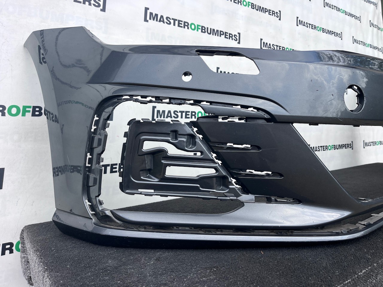 VW Golf Gte Hybrid Mk7.5 Hatch 2017-2019 Front Bumper 4 Pdc Jets Genuine [v634]