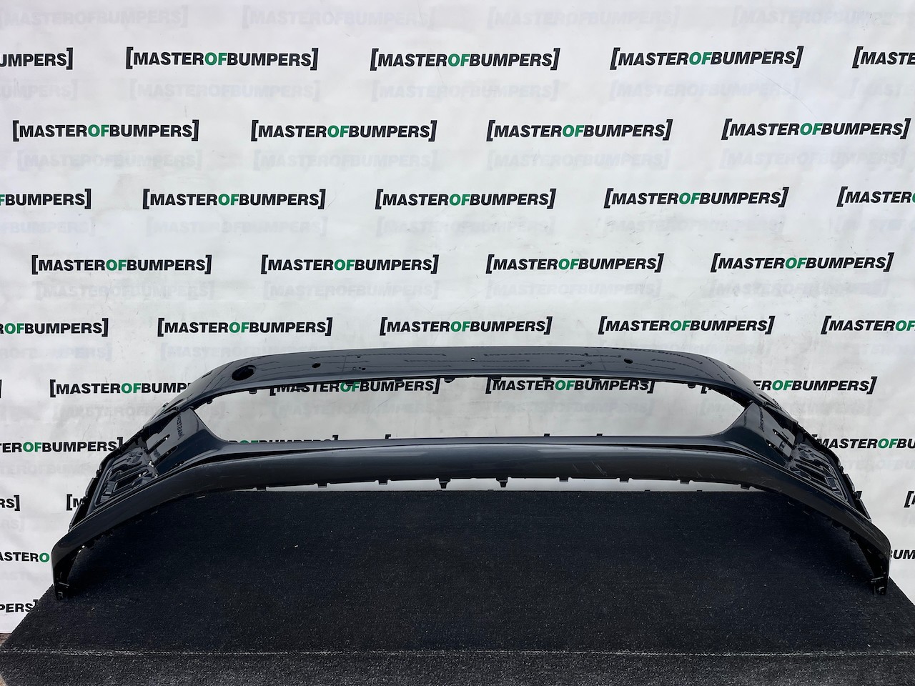 VW Golf Gte Hybrid Mk7.5 Hatch 2017-2019 Front Bumper 4 Pdc Jets Genuine [v634]