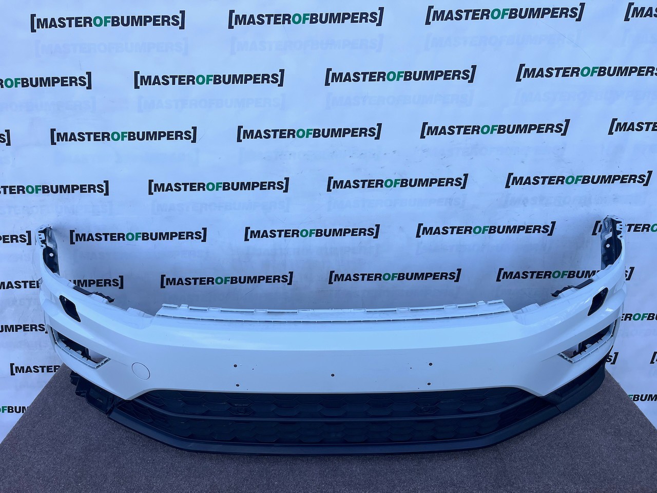 VW Tiguan Sel Bluemtion Mk2 Suv 2016-2019 Front Bumper 4 Pdc Jets Genuine [v652]